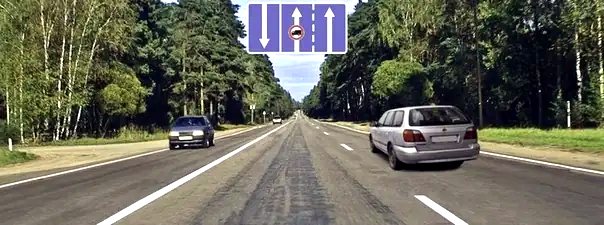 Иллюстрация к вопросу: Управляя каким автомобилем, можно осуществить опережение в данной ситуации?