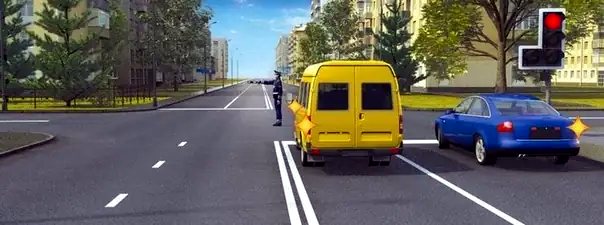 Иллюстрация к вопросу: Каким транспортным средствам разрешено продолжить движение?
